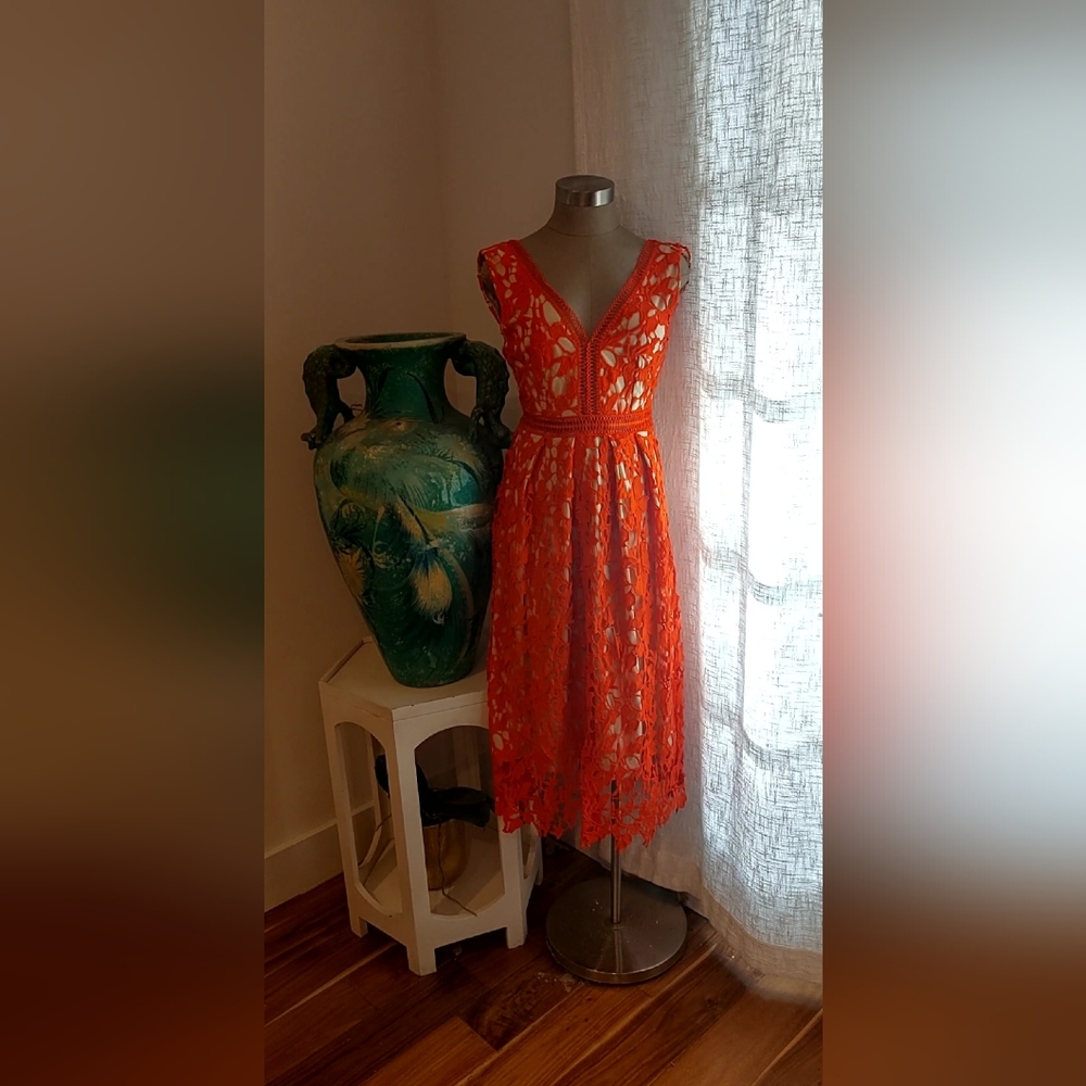 Gianni Bini red/orange midi dress